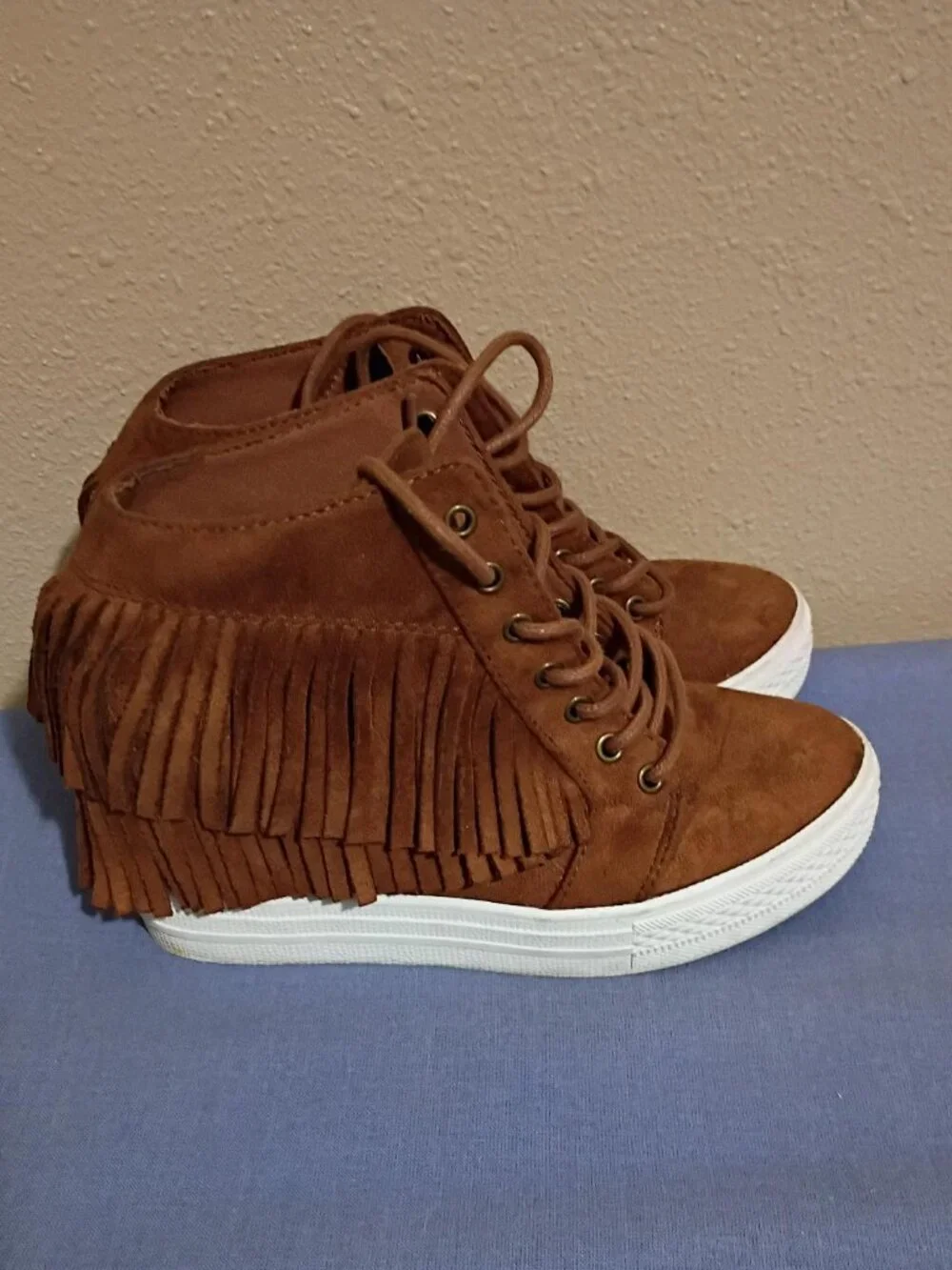 NOT RATED Fringe Sneakers for women Size 6.5 - Brown